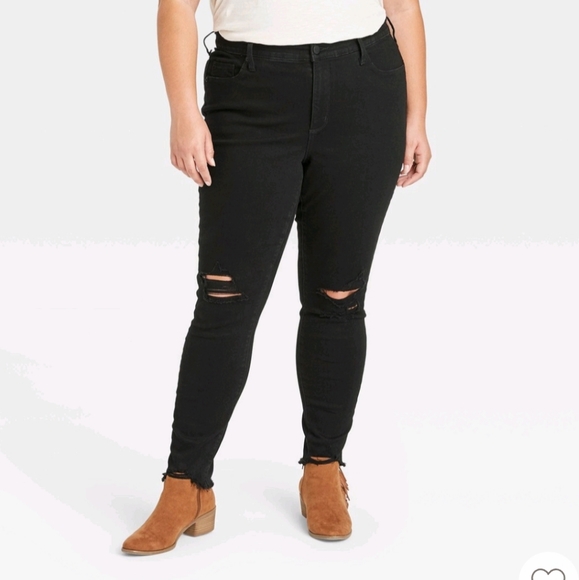 Universal Thread Denim - Universal Thread black denim mid-rise skinny fitted hip&thigh women's si…